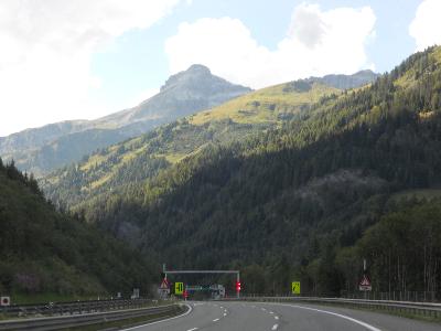 Gleich kommt wieder ein Tunnel